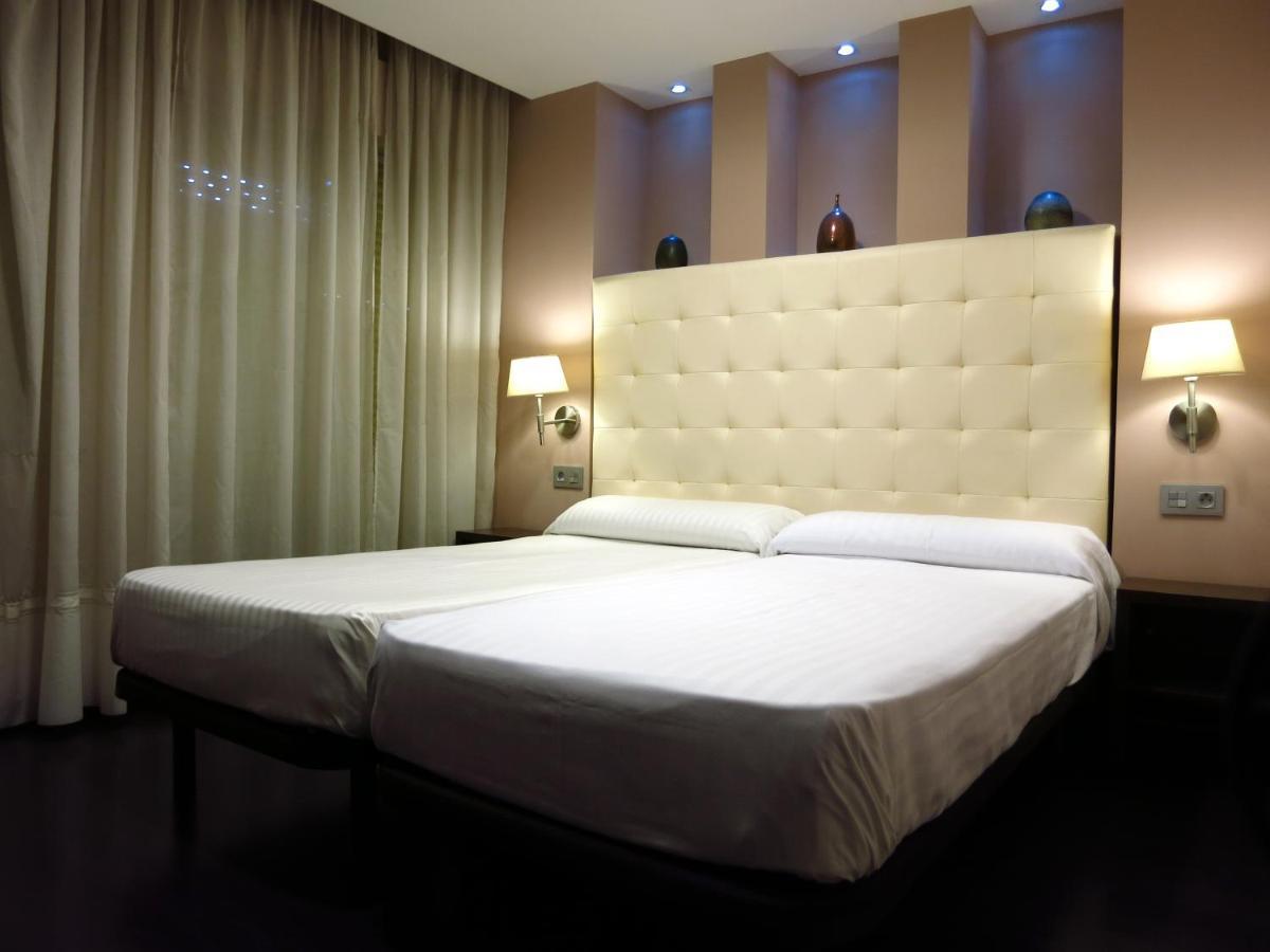 Apartamentos Boutique Catedral บายาโดลิด ภายนอก รูปภาพ
