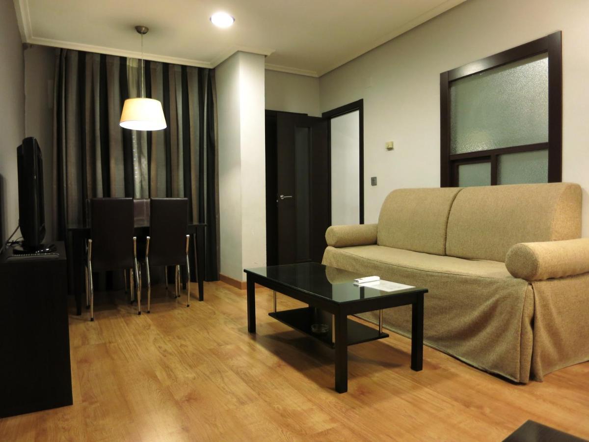 Apartamentos Boutique Catedral บายาโดลิด ภายนอก รูปภาพ