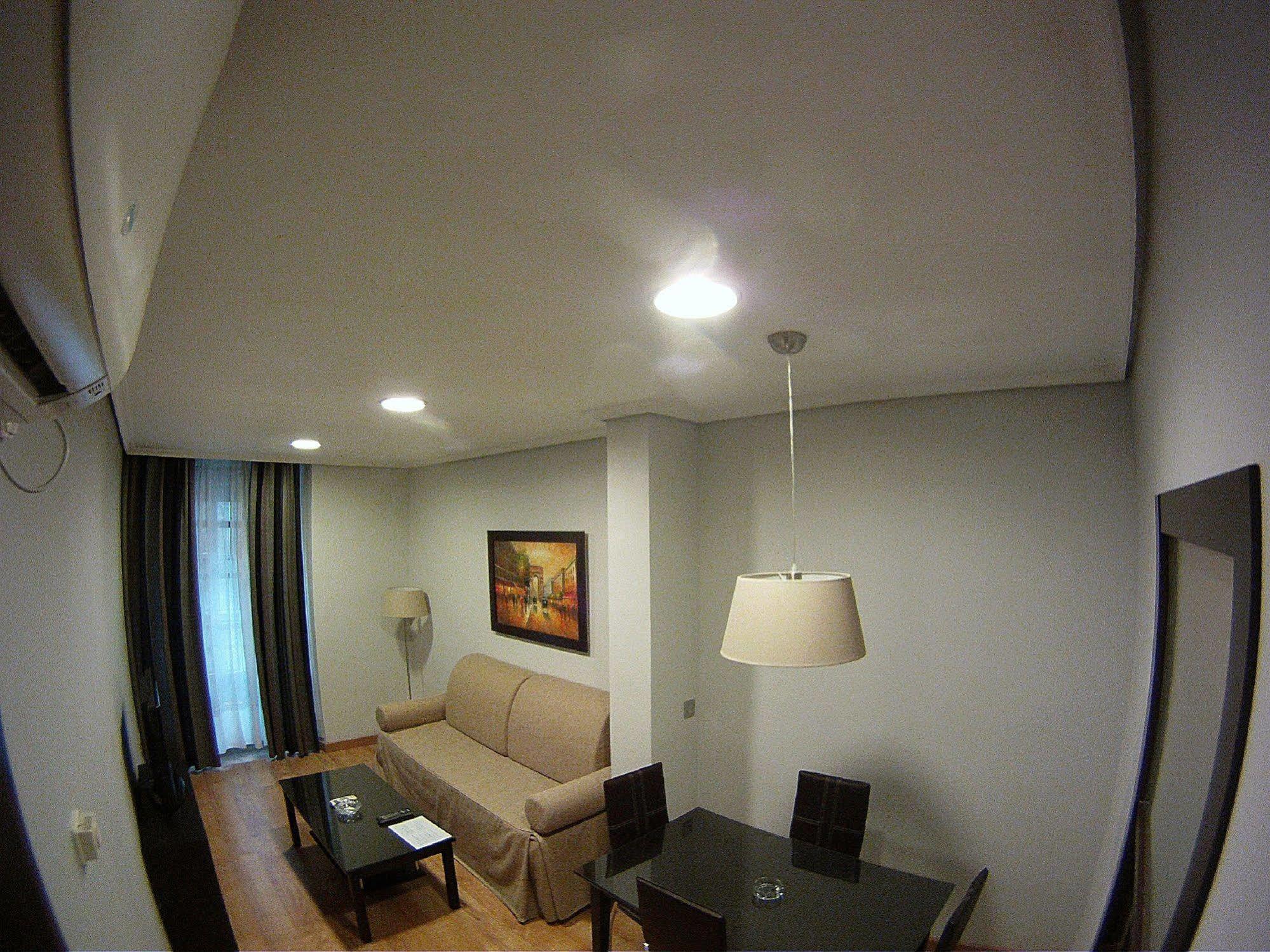 Apartamentos Boutique Catedral บายาโดลิด ภายนอก รูปภาพ