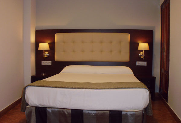 Apartamentos Boutique Catedral บายาโดลิด ภายนอก รูปภาพ